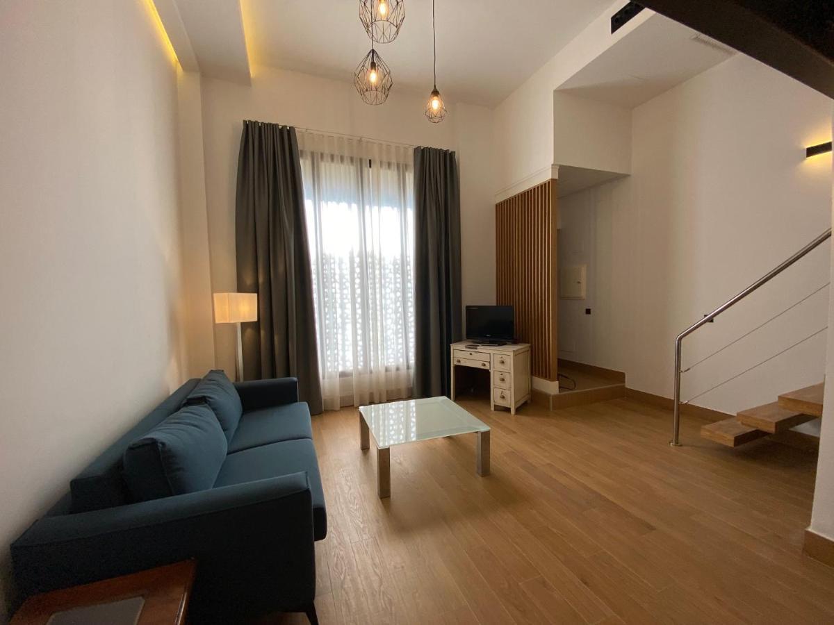 loft moderno nervión Apartamento Sevilha Exterior foto